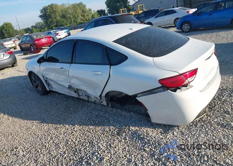 2015 Chrysler 200 S z USA, uszkodzony, nr VIN 1C3CCCBBXFN565957